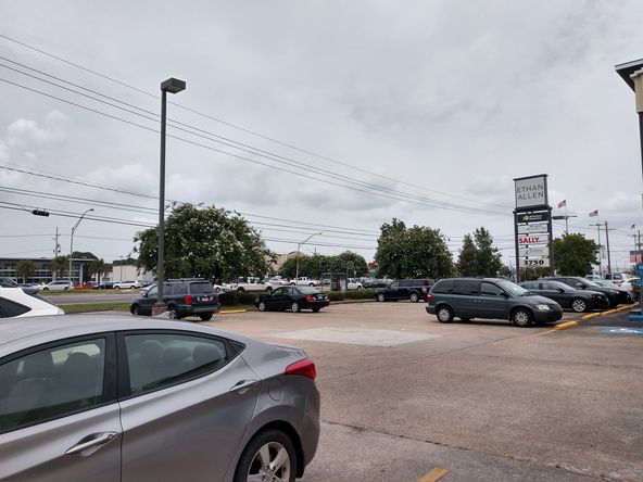3750 Veterans Memorial Blvd, Metairie, LA 70002